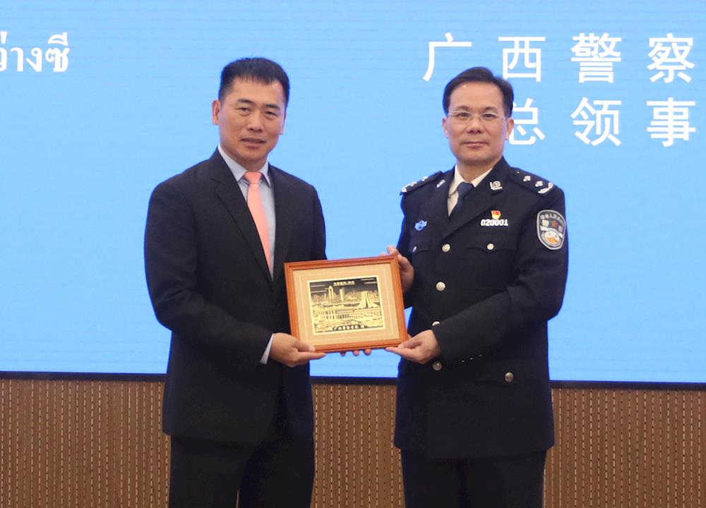 dccfd73515594b7c8162552e47943510.jpg