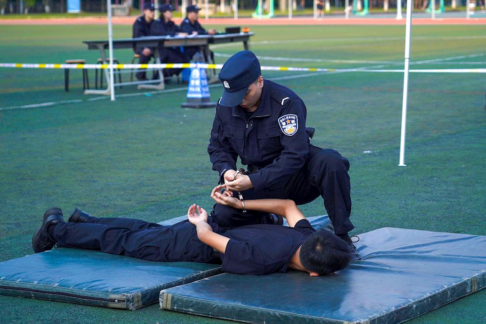 64020440cba8486a91261762779b7b68.jpg 64020440cba8486a91261762779b7b68.jpg