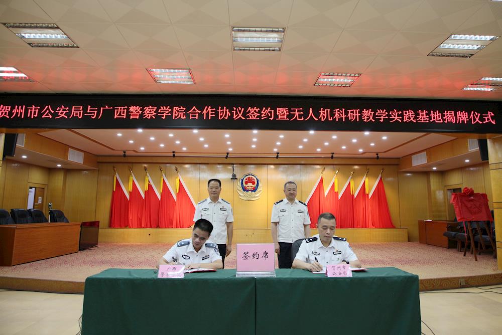 cf936d1033264e36b361ef64cf1e4151.jpg cf936d1033264e36b361ef64cf1e4151.jpg