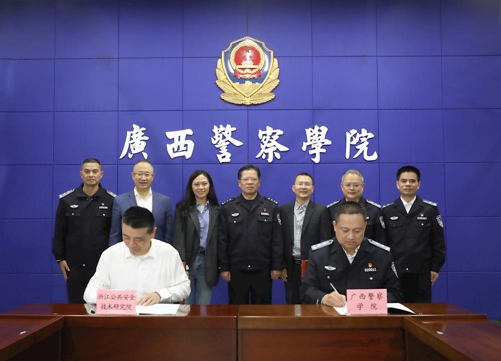 440bcca25b7846b99acc953c33dc73e9.jpg 440bcca25b7846b99acc953c33dc73e9.jpg