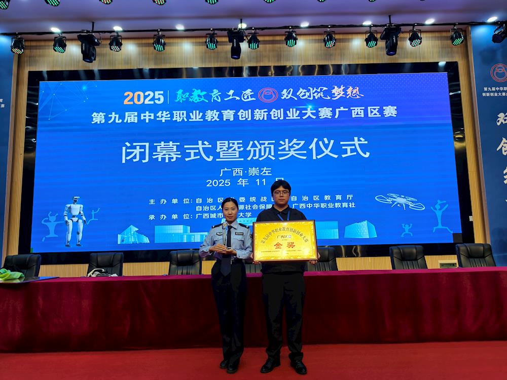 9990bb7388a7426bb3c0918da39cf0db.jpg 9990bb7388a7426bb3c0918da39cf0db.jpg