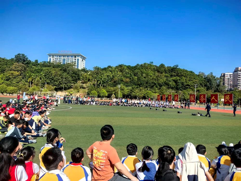 974f77f7c43a4d29b63a1d6f5422b655.jpg 974f77f7c43a4d29b63a1d6f5422b655.jpg