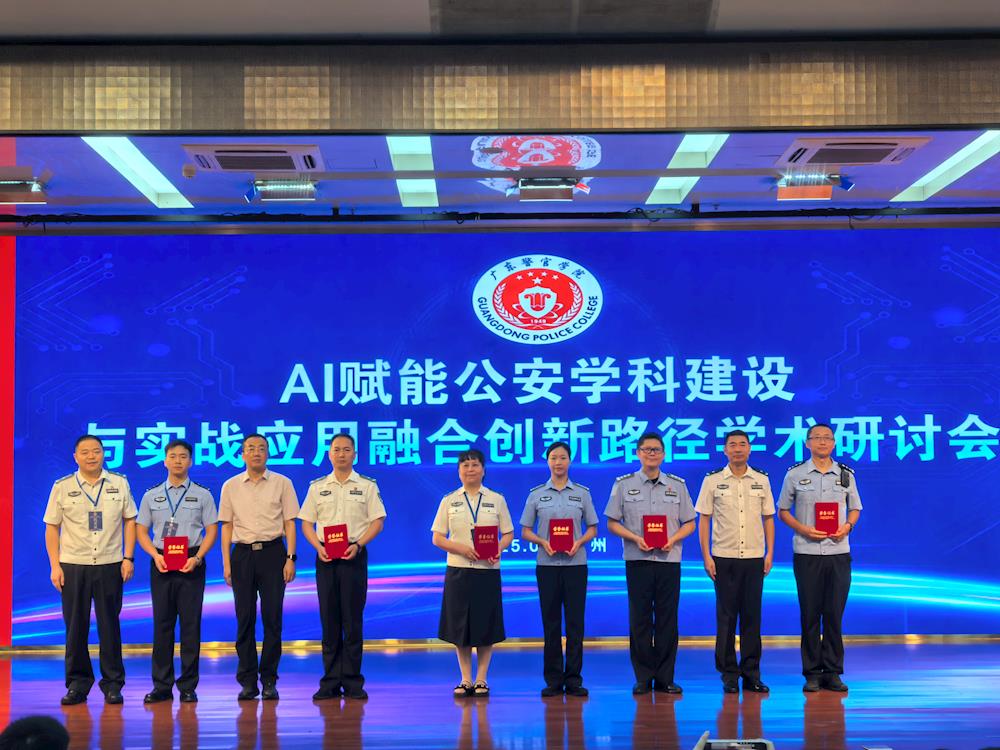 8389ffb66b5f4f52bbf817fe05e826dc.jpg 8389ffb66b5f4f52bbf817fe05e826dc.jpg