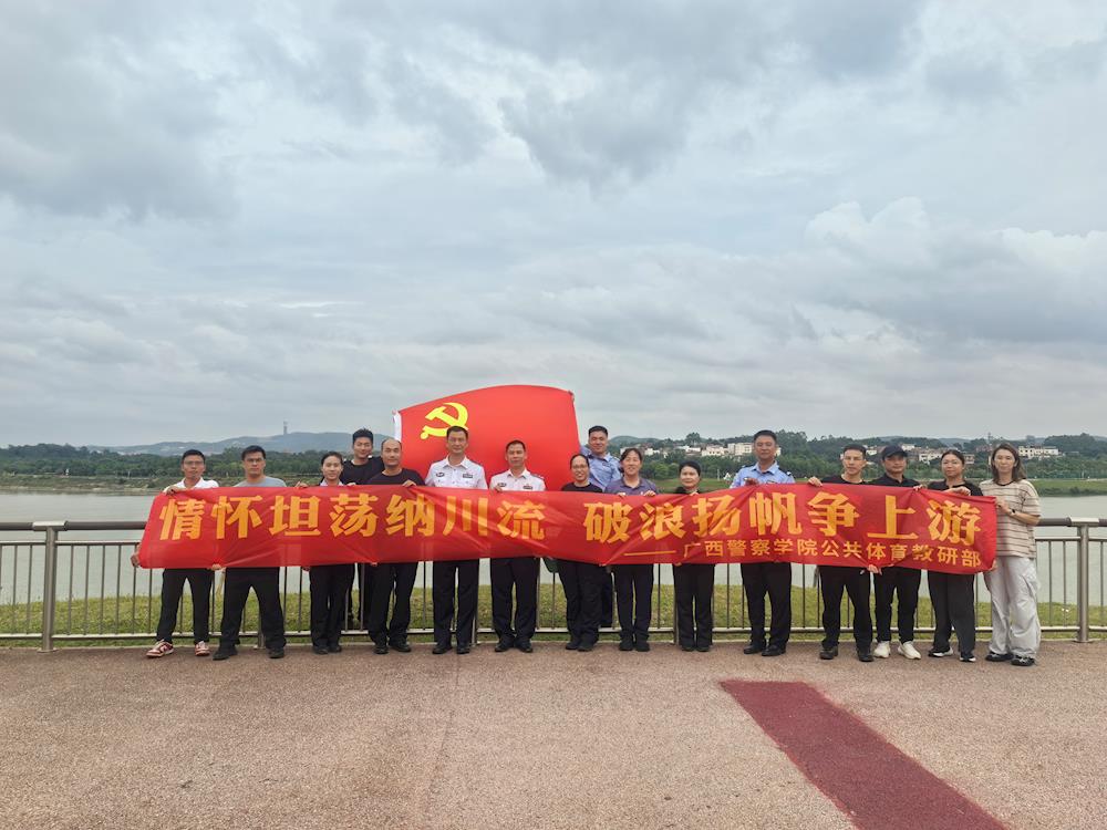 b3d1e0632a1843cf99b9274ff49fdc0a.jpg b3d1e0632a1843cf99b9274ff49fdc0a.jpg