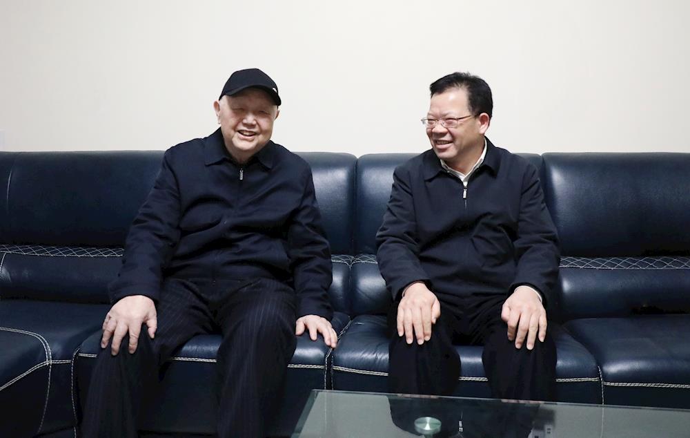 b66462c6c19b49ae856bb177aeac4c34.jpg b66462c6c19b49ae856bb177aeac4c34.jpg